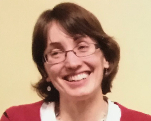 Dr Máirín MacCarron